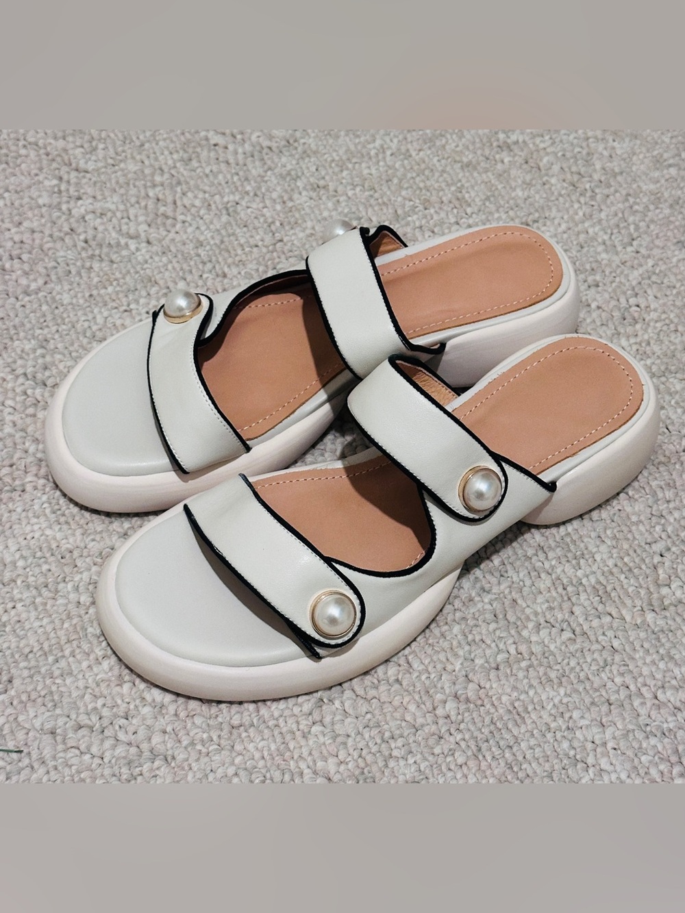 Women's Leather White Pearl-Accent Slide Sandals